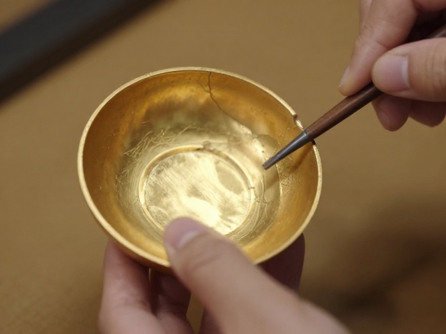 日本金缮修复工艺,传统打磨抛光步骤详解,让残缺器物重生