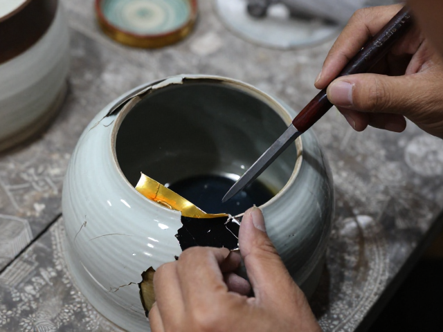 大漆金缮修复,景德镇非遗工艺传承与古瓷重生实录