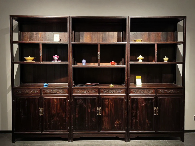 博古架中式厅堂陈列灵感,拍卖预展热门藏品赏析