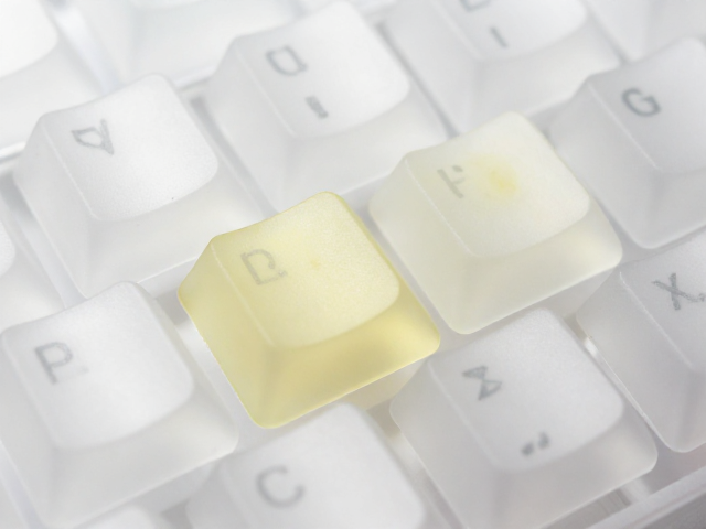 透明PC键帽发黄？磨砂工艺，定期擦拭，长效防黄变指南