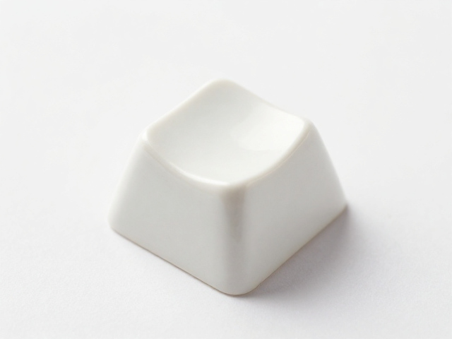 单颗几十至数百元的纯色陶瓷键帽，触感有多绝？