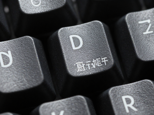 高球帽键帽怎么选？材质耐用与圆润指腹触感全解析