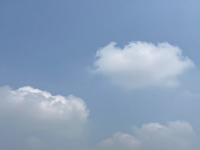 户外写生记录,天空与大气变化下如何避免阳光直射