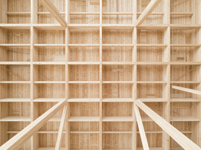 建筑结构俯视全景,画布木板上的空间美学解析
