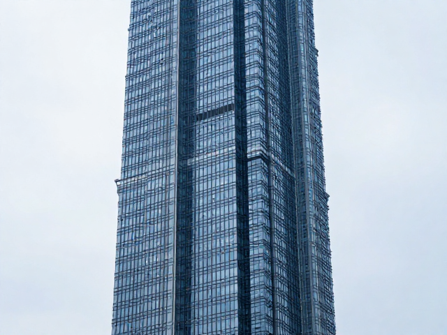 冷峻蓝调现代摩天楼,建筑结构美学解析与设计灵感
