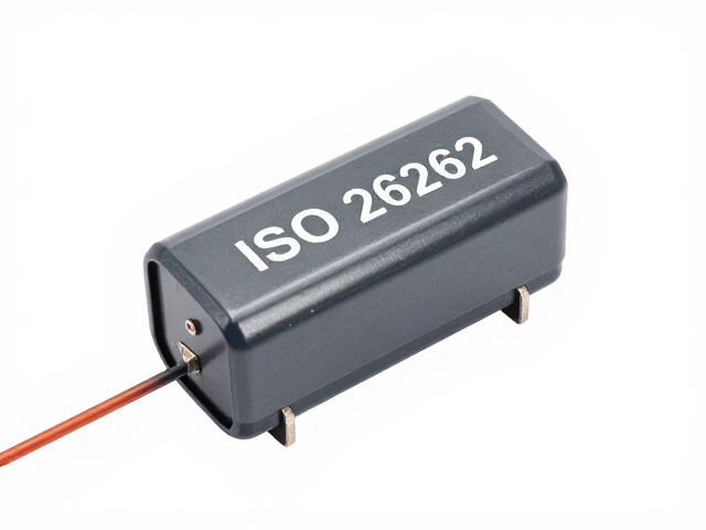 ISO 26262功能安全,稳压电容保障显示屏背光供电稳定性