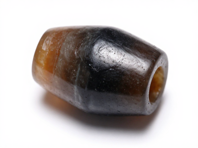 古董海水老珠与煤精,包浆皮壳鉴定与文玩价值解析