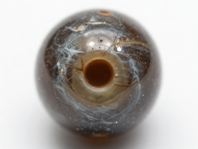 古董海水老珠里的天然瑕疵,是古生物遗存的时光印记?