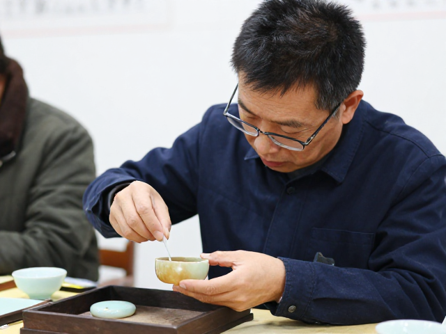 非遗技艺传承,专家鉴定下的清雅文人意境珍品鉴赏