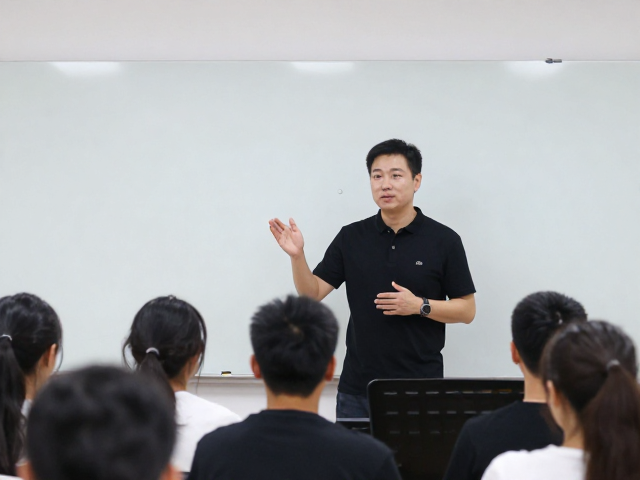 音乐院校教师分享,乐器品牌培训师揭秘模仿跟弹核心技巧