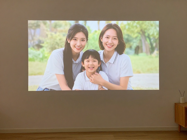 千元级家用投影推荐，私人影院，亲子互动，打造客厅娱乐C位