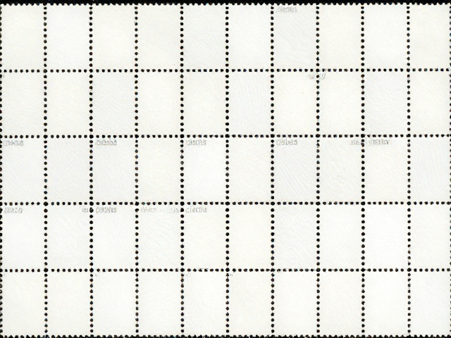1992-2002编号邮票背胶均匀，2020至今个性化与数字化发展