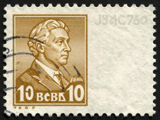 1960-80年代邮票小型张鉴赏,烫金压凸与异形齿孔工艺解析