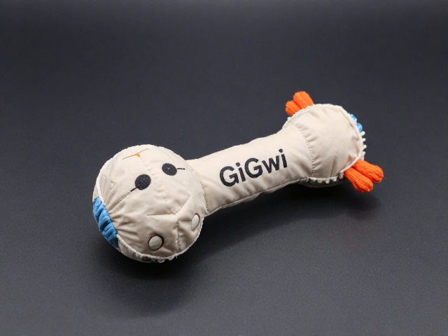 GiGwi贵为宠物玩具,高弹尼龙材质,安全静音提供长效静态陪伴