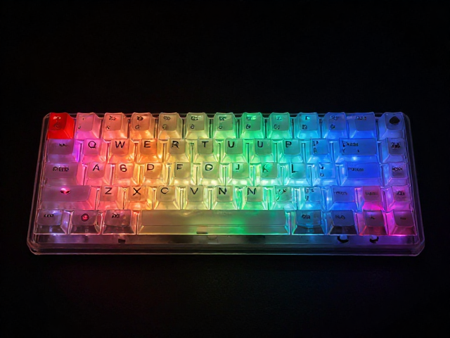高透RGB PC电竞键帽怎么选?环保材质耐用,光照会变色吗?
