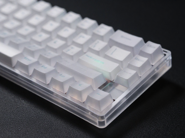 高透RGB PC电竞键帽,消光与抗指纹涂层技术详解