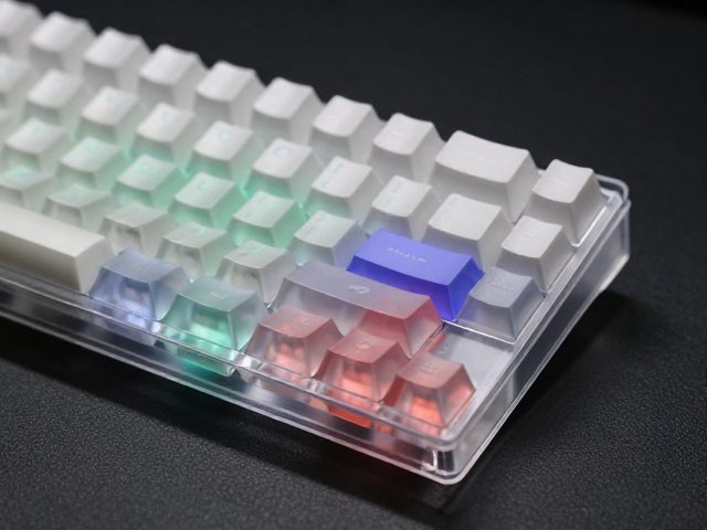 高透RGB PC电竞键帽评测,双色注塑工艺与卓越光泽度解析