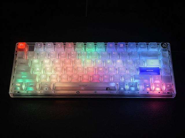 高透RGB PC键帽怎么选?注塑工艺解析,中高端电竞主流配置推荐