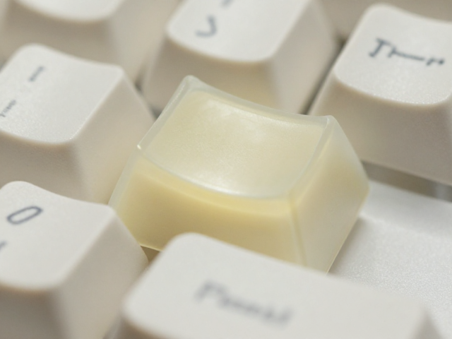 TPU,玻纤键帽,改善PC透光性,耐磨不泛黄