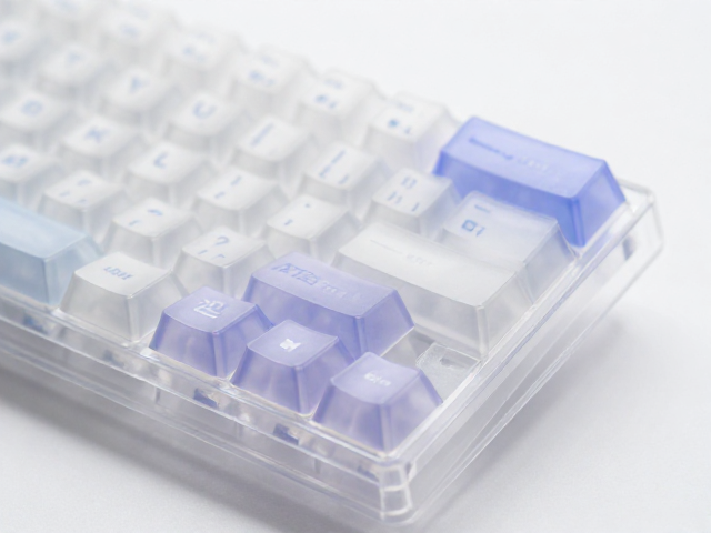 全透双色竞技键帽评测，高耐热工程塑料透光率有多强？