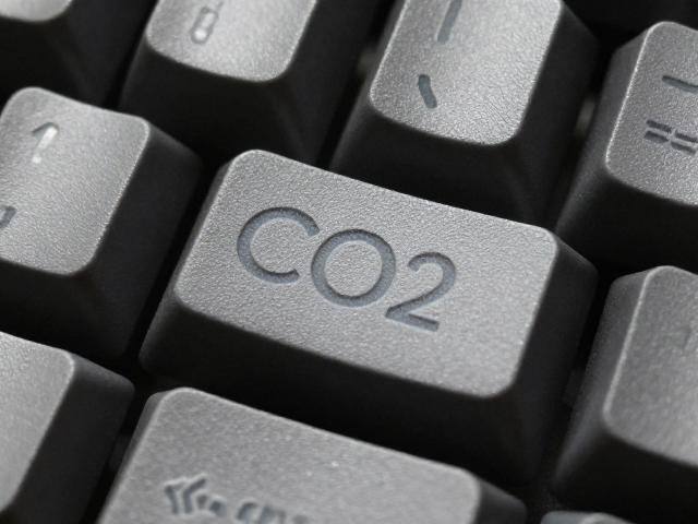 CO2激光雕刻键帽,浅蚀透光防刮擦工艺,字符边缘清晰不磨损