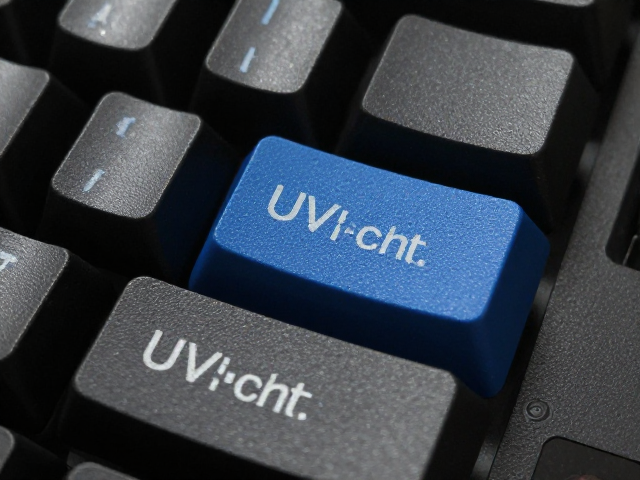 竞技无刻键帽热转印工艺解析,UV印刷防紫外线老化优势