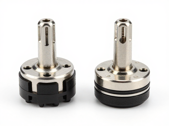 5pin热插拔轴座怎么选？对比金属冲压与Gasket Mount轴座