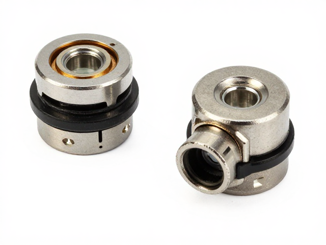 5pin热插拔轴座怎么选？对比金属冲压与Gasket Mount轴座