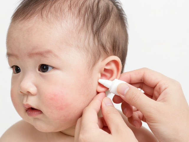 宝宝断奶后皮肤过敏、耳部清洁难?3招搞定喂养与护理难题