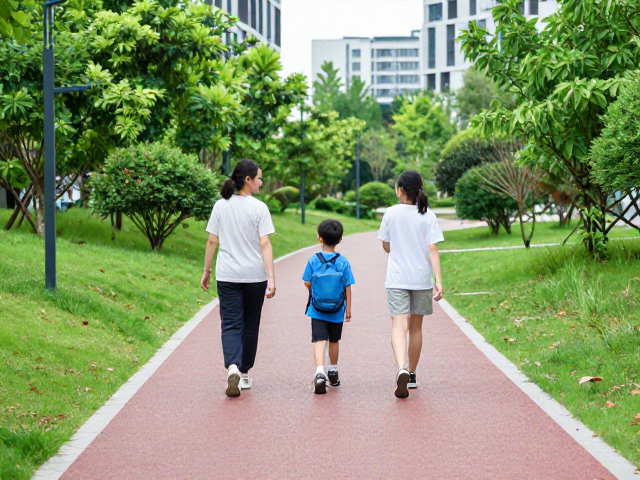 青少年轻度户外体验，3公里亲子徒步路线推荐