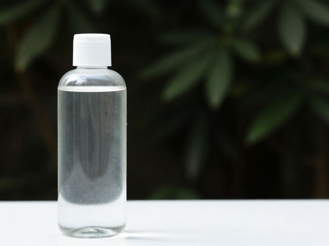 弱碱水怎么制？避开自来水直入，水质澄清剂使用全指南