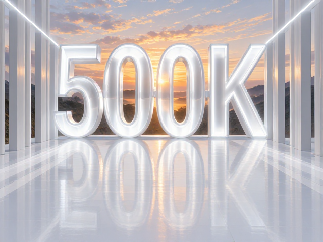 5000K冷白光灯带，模拟日出日落，打造白色空间氛围感