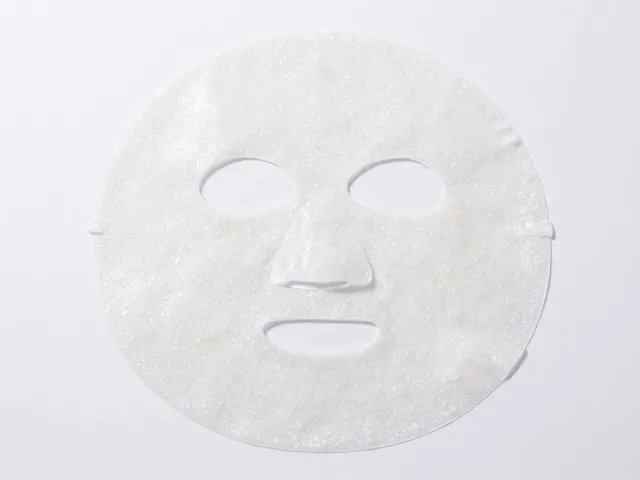 水凝胶面膜轻薄隐形服帖,深层提亮肤色,告别暗沉肌