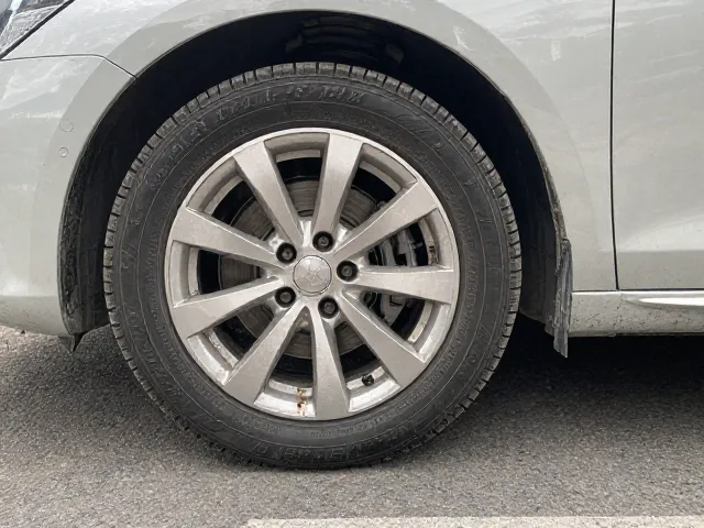 烂路控车不稳?调胎压,跟趾技巧,提升驾驶质感