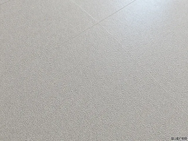 耐刮磨岩板吸水率多少?揭秘长石成分对性能的影响
