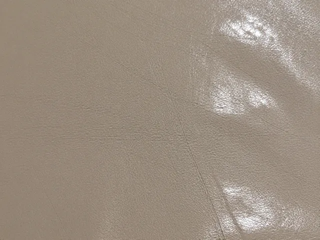 皮革划痕起皮修复指南，哑光亮光表面磨损翻新技巧