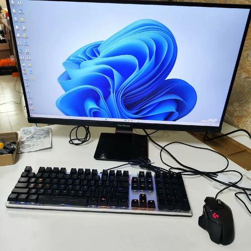 显示器侧面视图