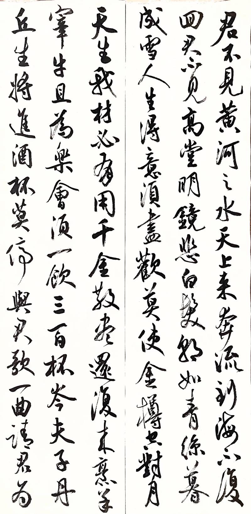 游戏玩家使用机械键盘场景