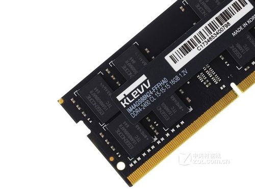 内存条规格标签特写