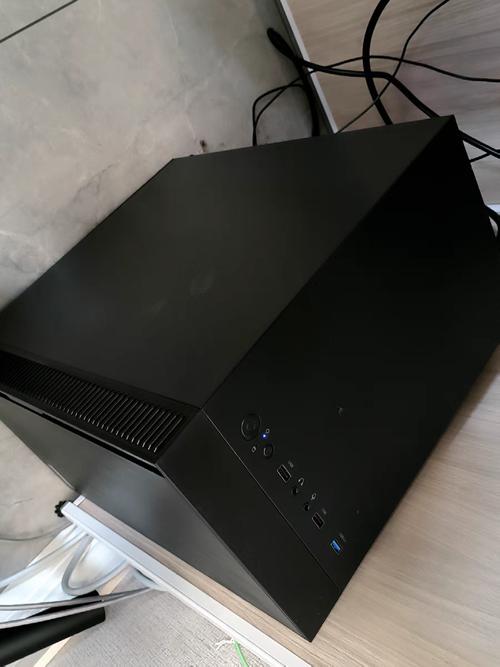 热成像图示意 CPU 温度分布