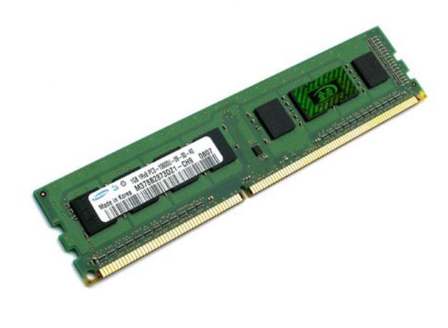 瑾宇 DDR3 1600 vs 十铨 DDR4 3200 vs 七彩虹 DDR4 3000 深度对比