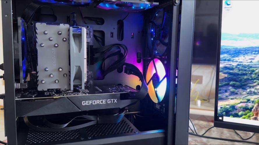 电脑机箱内部散热