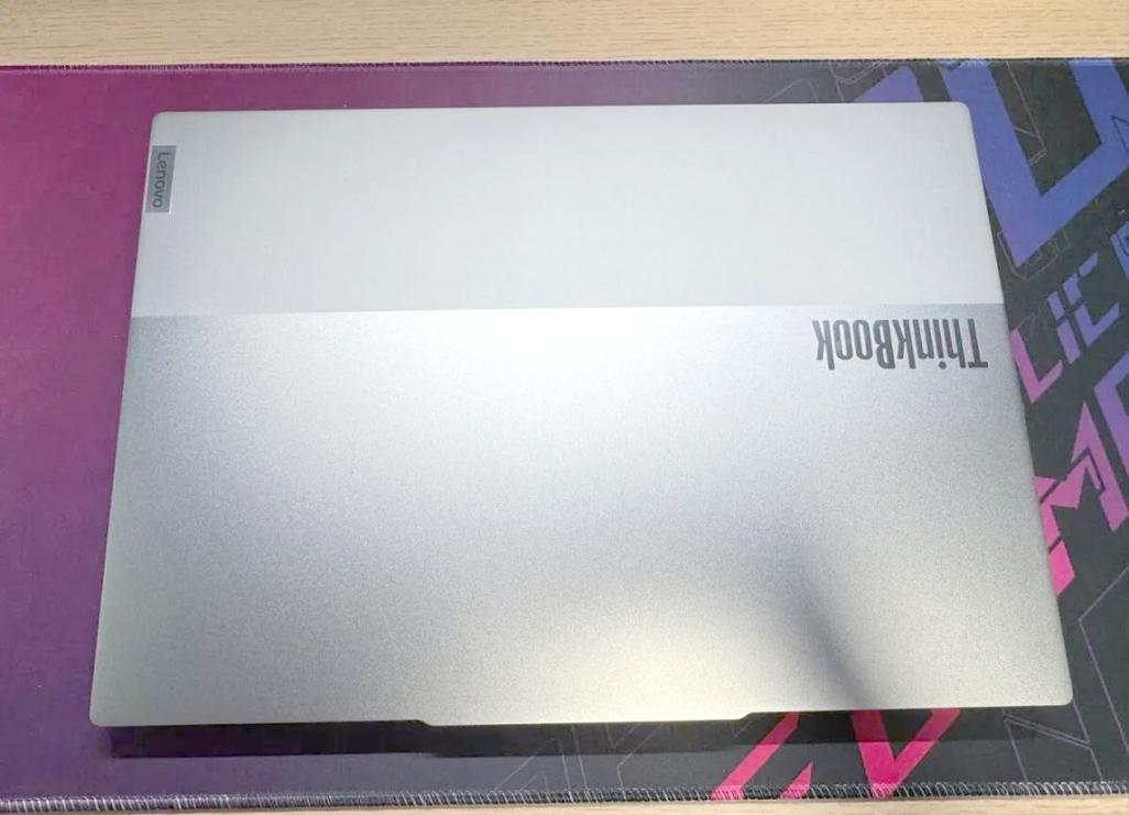 Custom gaming PC build