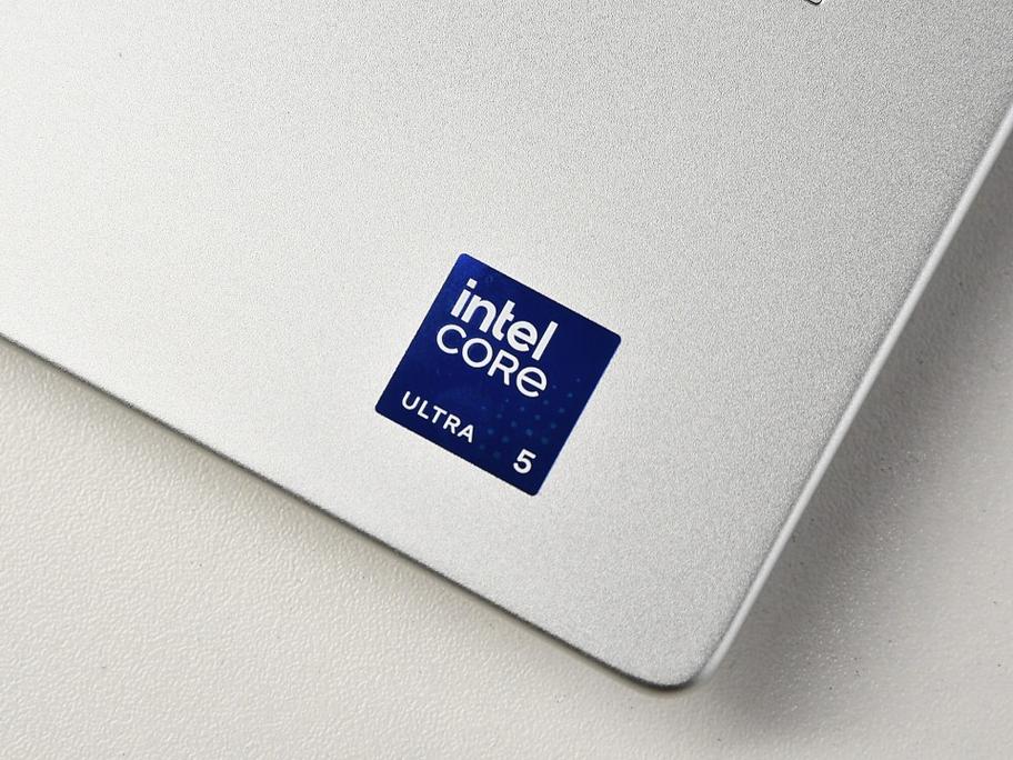 Computer hardware components