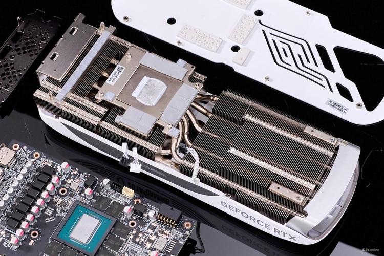 索泰RTX 4070Ti vs 七彩虹RTX 3070 vs AMD WX 3200 深度对比