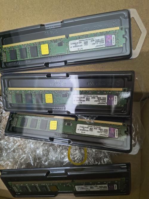 电脑性能测试软件界面和图表