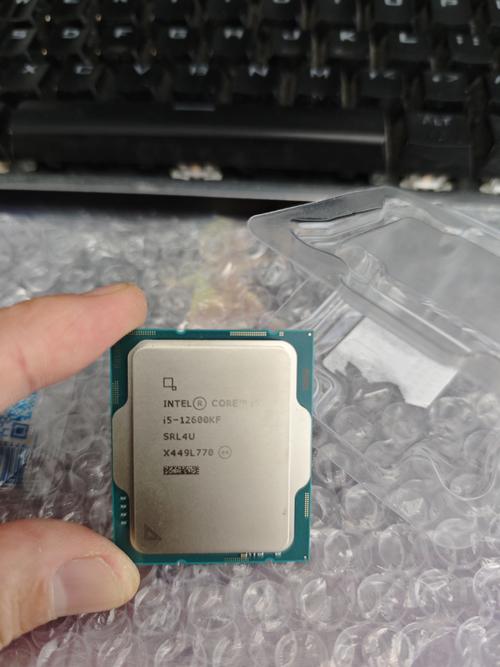 电脑硬件购物场景