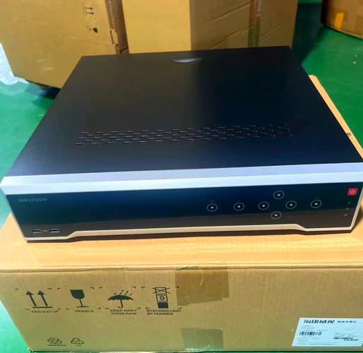 电脑内部散热风扇