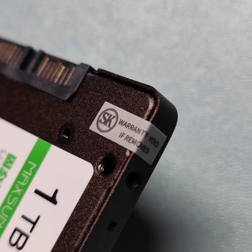 固态硬盘芯片特写