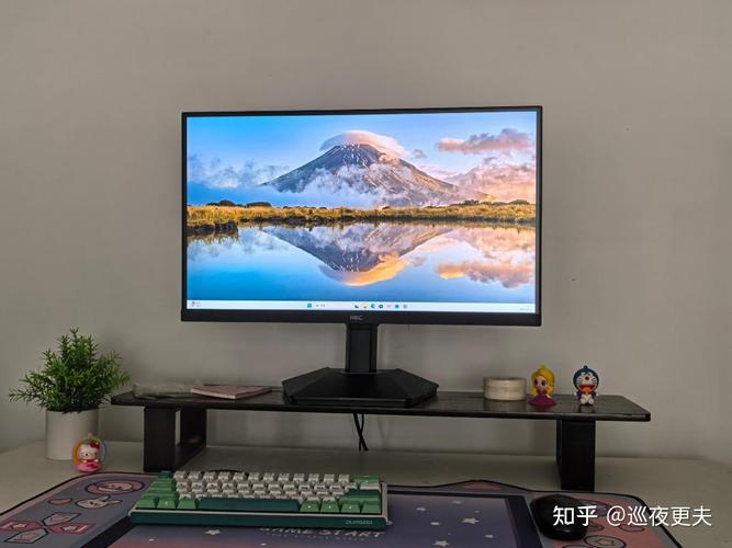电竞桌面 setup 示意图